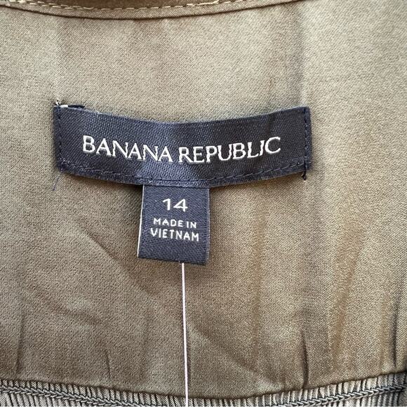 🆕 NWT Olive Green Maxi Dress Tiered Flowing Loose Bottom Skirt Button Down Top - Picture 4 of 8